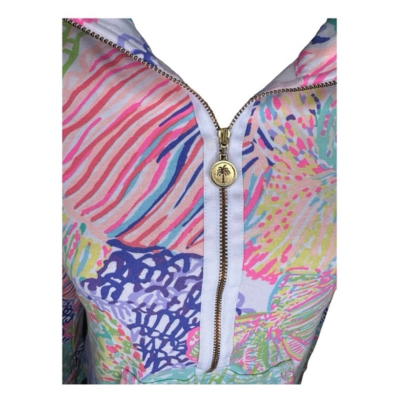 Lily Pulitzer quarter zip sweatshirt - Picture 3 of 8